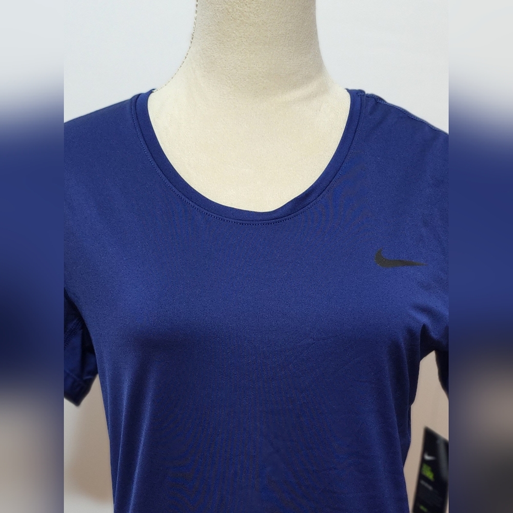 Nike Pro Cool tee shirt - Picture 2 of 5